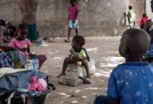 #غامبيا تعلق بيع شراب باراسيتامول بعد وفاة عشرات الأطفال